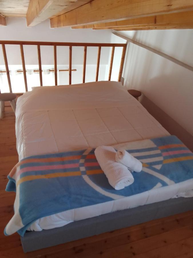 Studios Στουσ Πυργουσ Θερμησ Mytilíni Extérieur photo